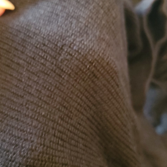 Express off the shoulder top - Picture 4 of 5